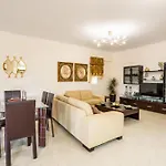 Capital Sea View House 公寓