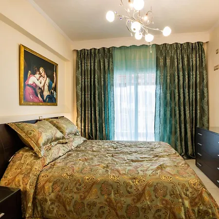 Capital Sea View House Daire Kerpe
