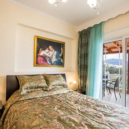 Capital Sea View House *