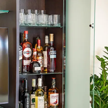 Capital Sea View House