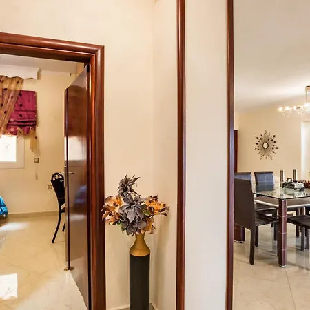 Apartment Capital Sea View House *