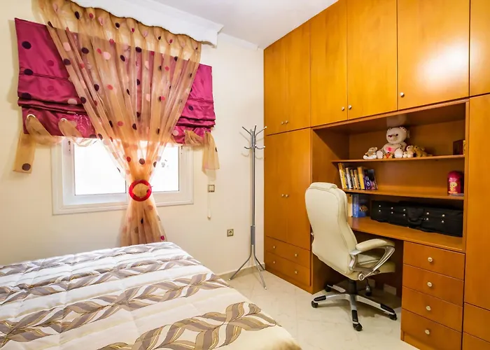 Capital Sea View House *