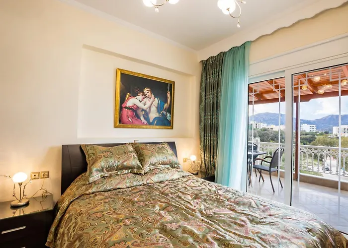 Capital Sea View House *